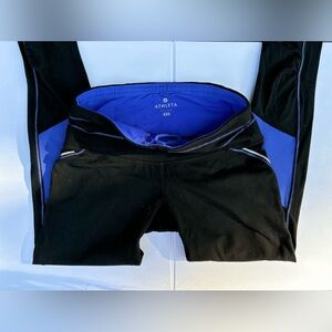 ATHLETA Black and Blue Accent Ruched Bottom Leggings
